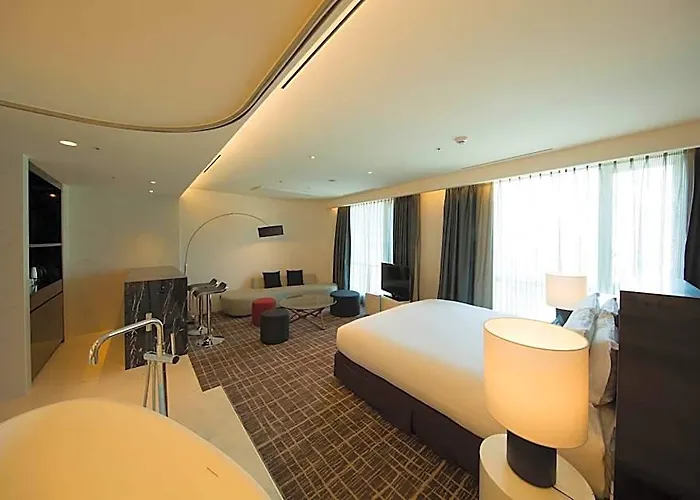Hotel Solaria Nishitetsu 4*